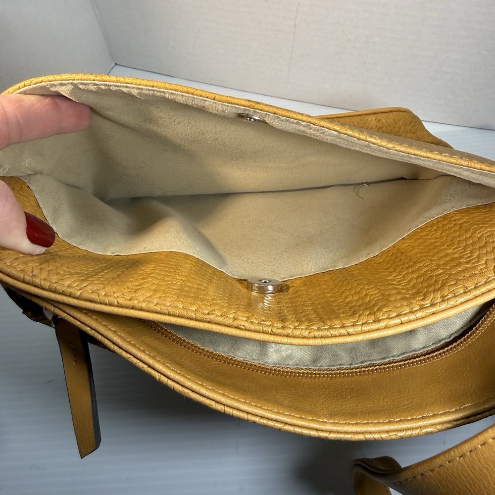Rosetti Tan Shoulder Bag Faux Leather Zip Compartments Everyday Hobo Purse - Picture 11 of 14